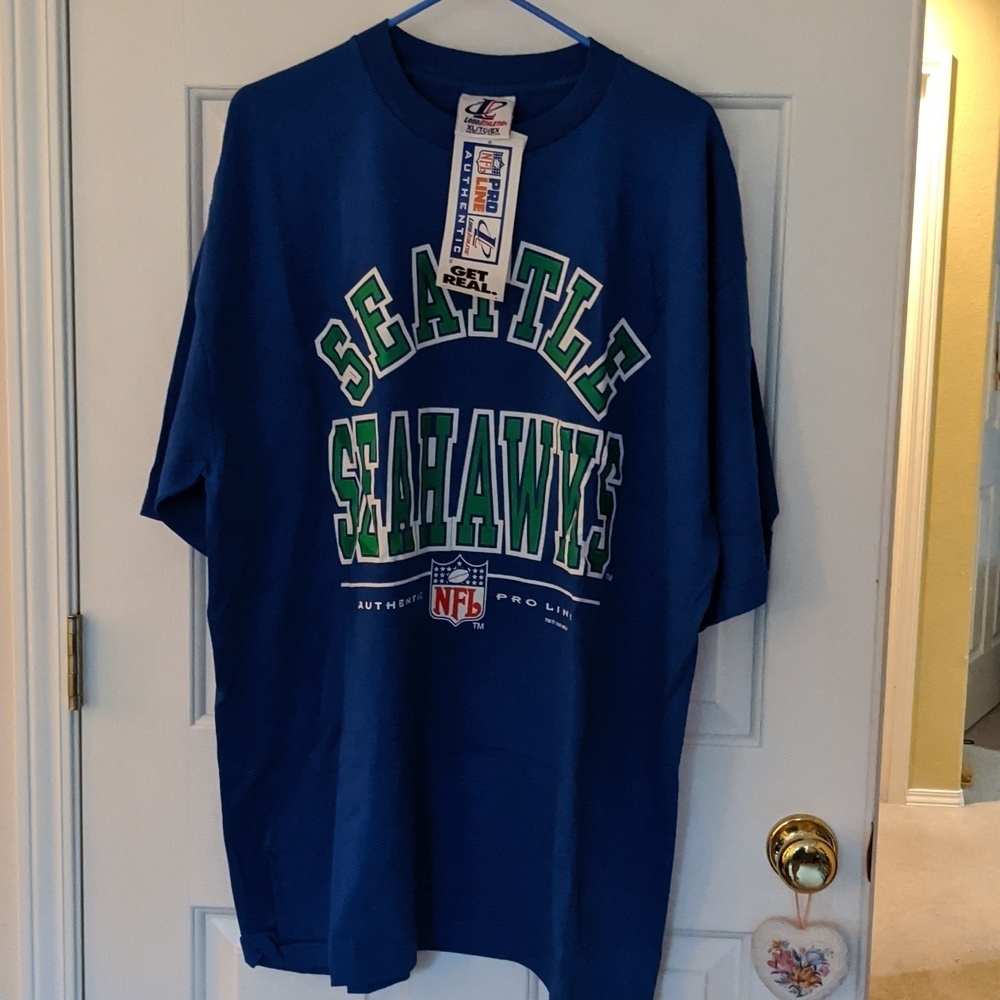 Vintage NFL Seattle Seahawks 90s T-shirt NWT Football Proline Authentic Nice